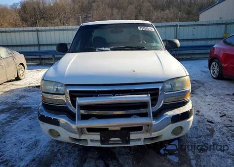 2005 GMC Sierra K2500 Heavy Duty из США, поврежденный, VIN 1GTHK29U35E111229